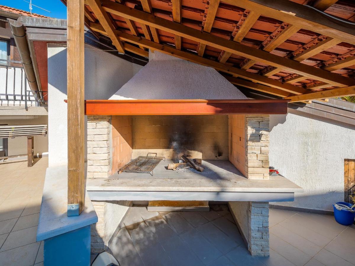 Villa Martimar With Pool And Hot Tub In Istria Rosini 外观 照片