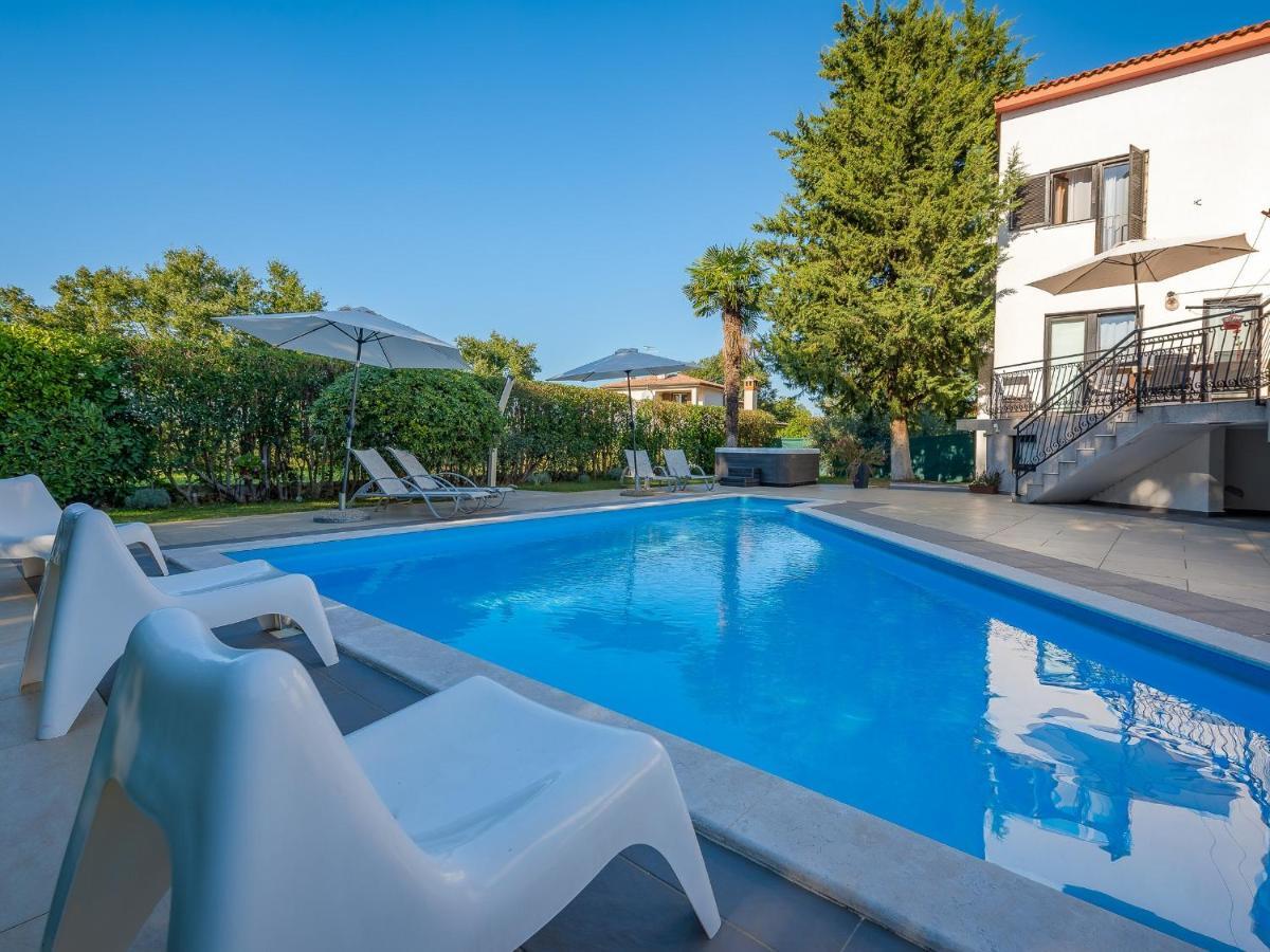 Villa Martimar With Pool And Hot Tub In Istria Rosini 外观 照片