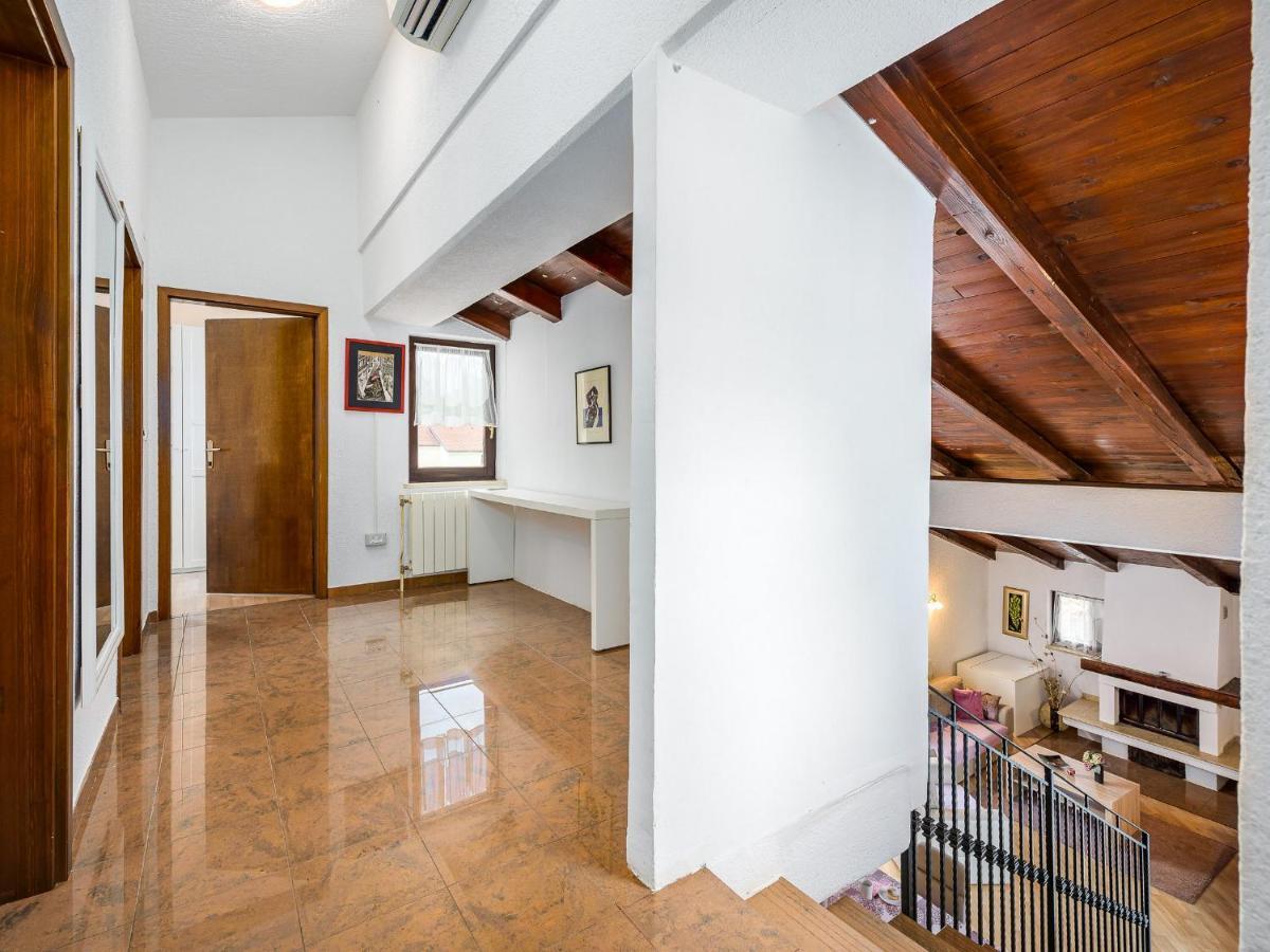 Villa Martimar With Pool And Hot Tub In Istria Rosini 外观 照片