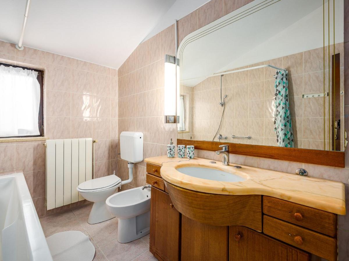 Villa Martimar With Pool And Hot Tub In Istria Rosini 外观 照片